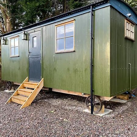 Corry Lodge Estate - Sheperds Huts Or Container Stays With Sea View Broadford (Isle of Skye) Kültér fotó